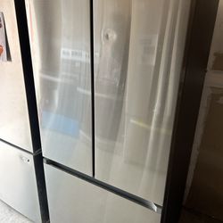 ⭐️Brand New 17.5 cu. ft. 3-Door French Door Smart Refrigerator in Stainless Steel, Counter Depth⭐️