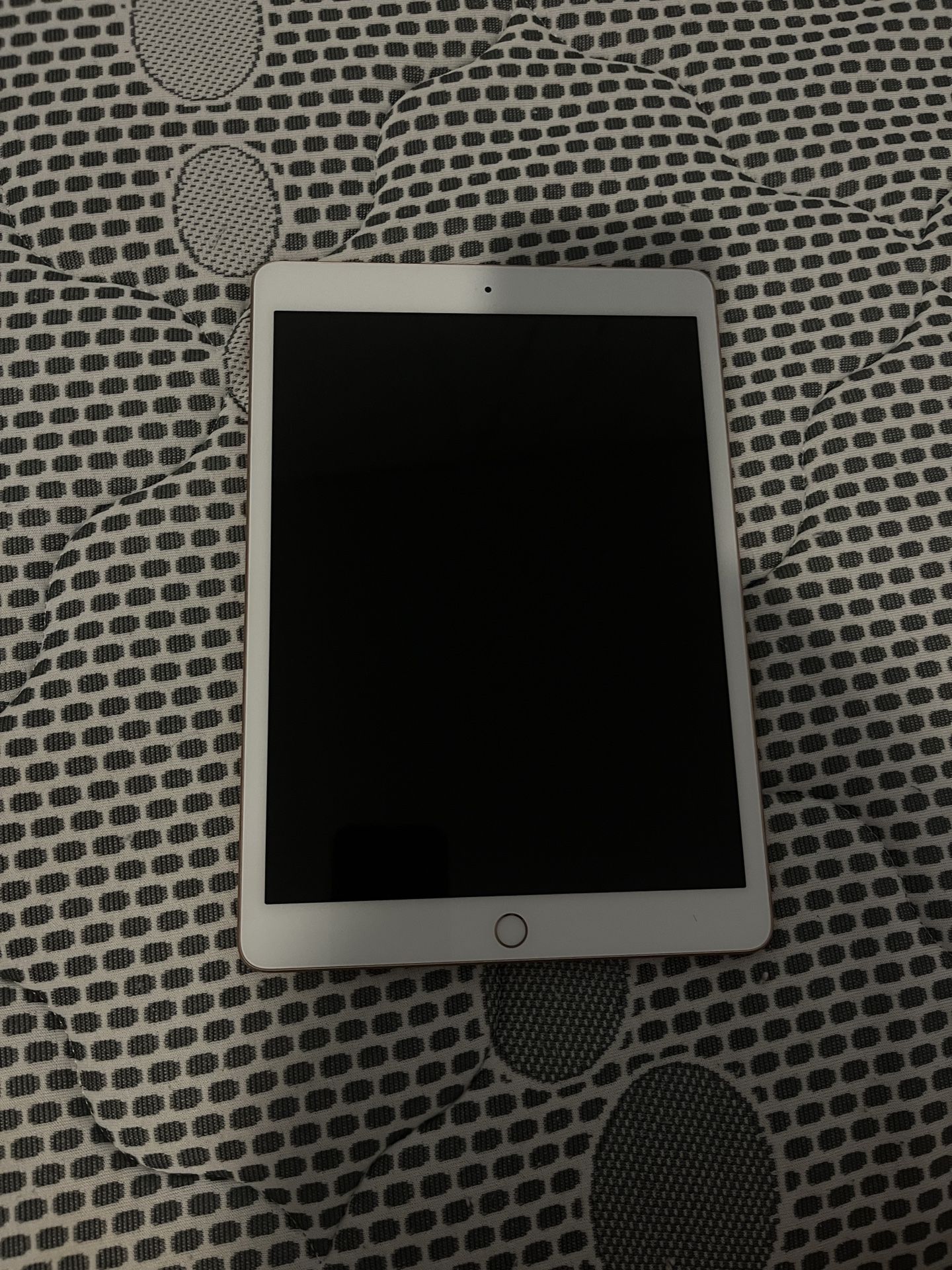 ipad 8th generation rose gold