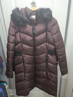Calvin Klein Size Large