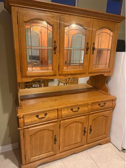 Dining room table set with matching hutch