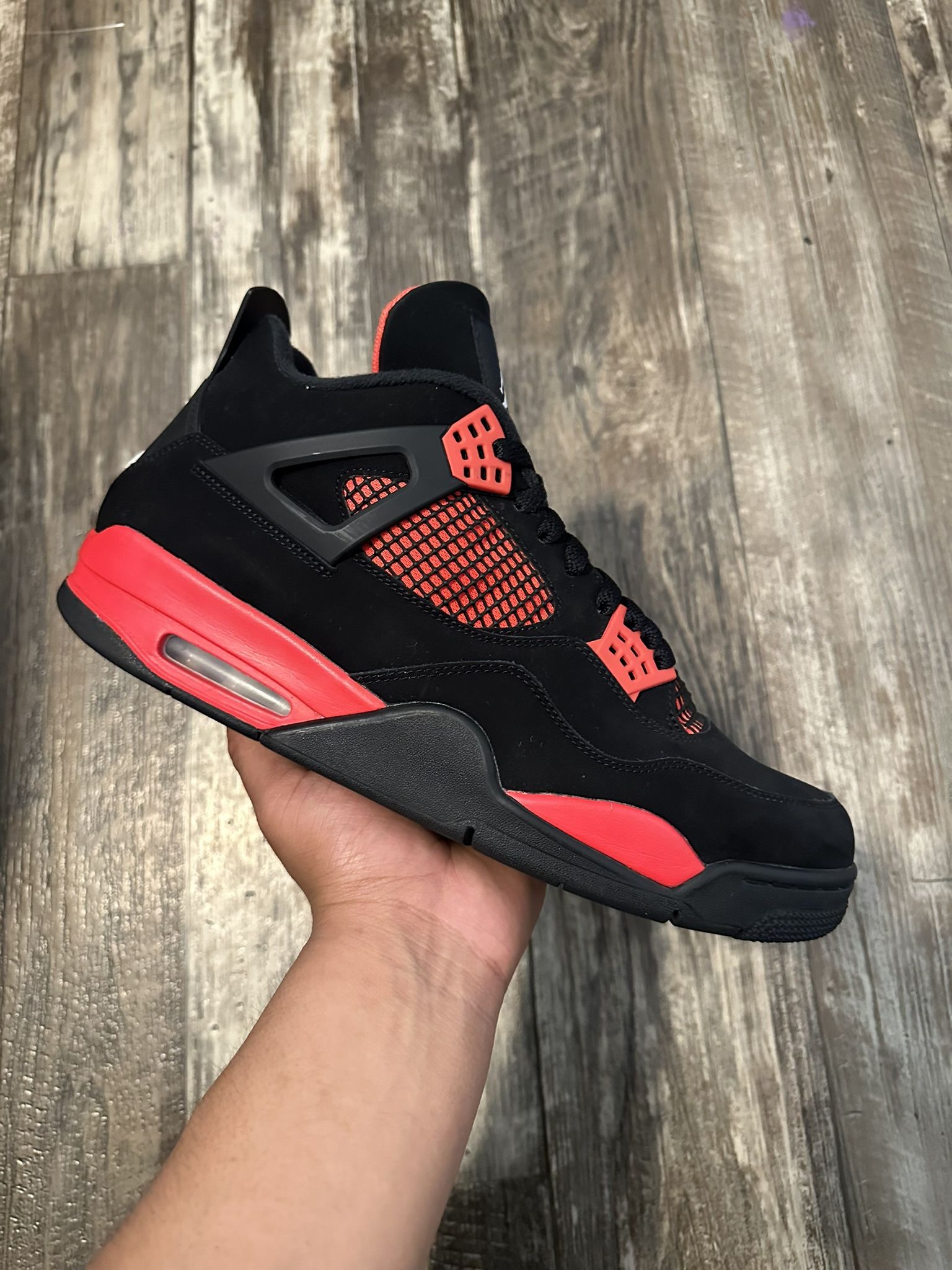 Jordan 4 “Red Thunder” (13)