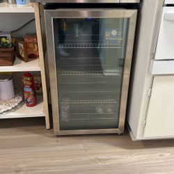 Mini fridge