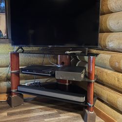 Corner Tempered Glass TV Stand Excellent Condition 