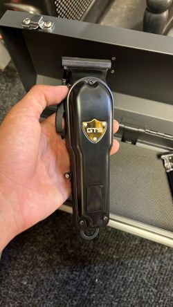 GTS Clipper And Trimmer/comes with charger