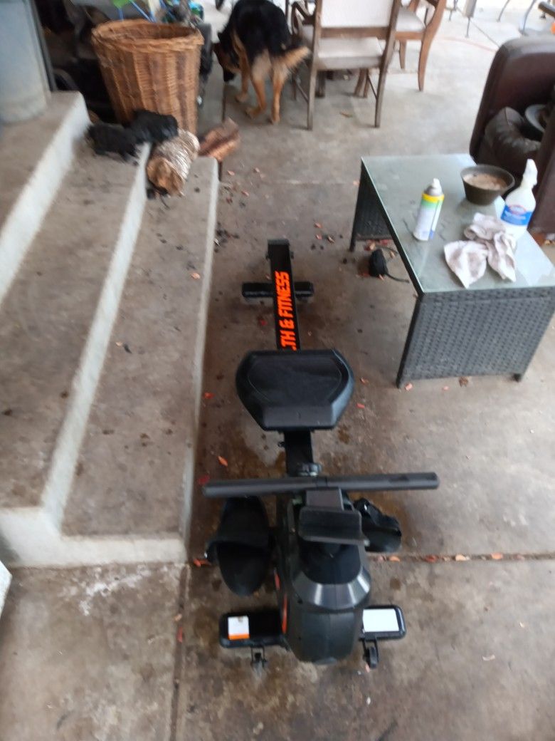 UPGO Health And Fitness Rower