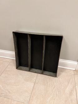 Wall Hung Metal Shelf Decor