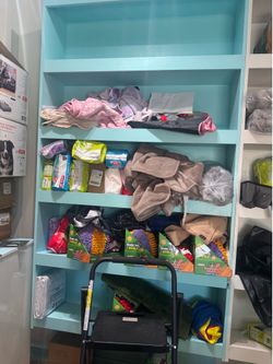pet Supplies, Dog Cats Liquidation Everything Must Go