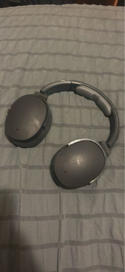 Black Over-Ear Wireless Headphones
