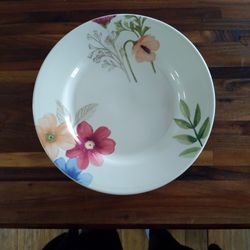 Longaberger Botanical Fields Luncheon Plates x12