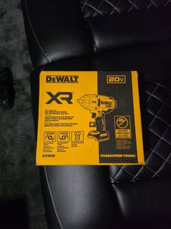 DEWALT DCF900B 20V MAX XR 1/2" High Torque Impact Wrench