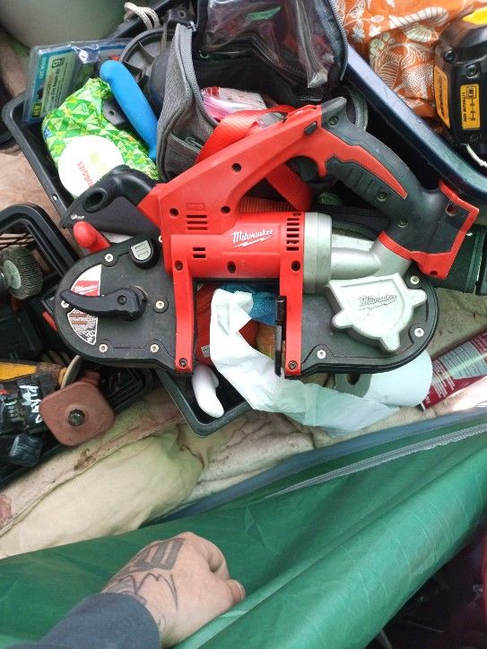 Milwaukee Band Saw