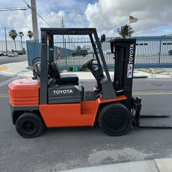 Forklift Toyota 