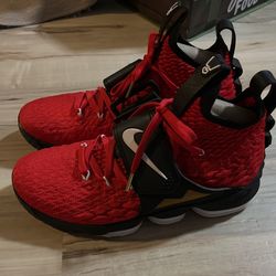 Lebron 15 Diamond Turf