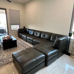 Modular Italian Leather Sectional – Luxury Comfort & Style