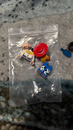 Jessie Lego minifigure