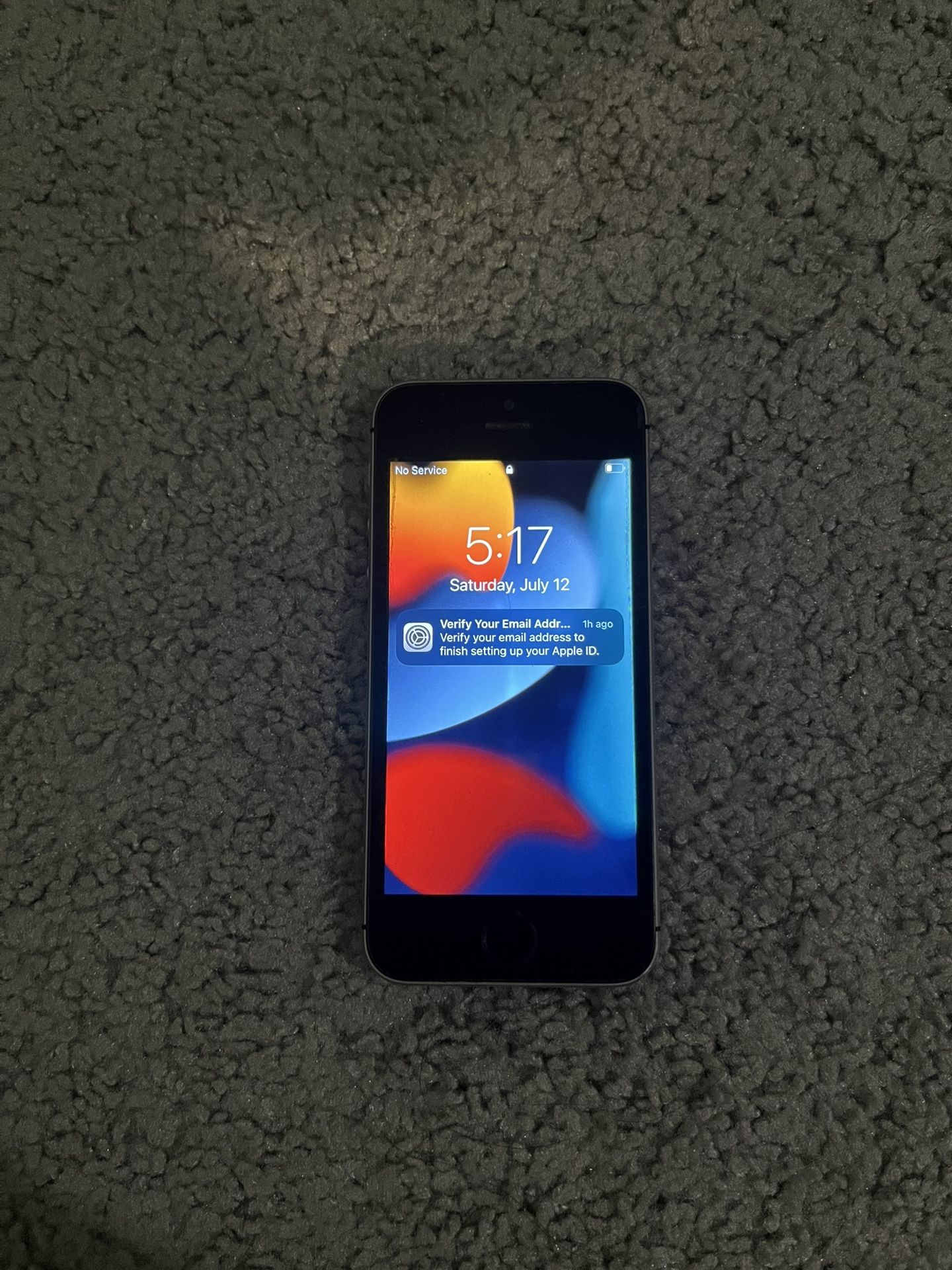 iPhone SE