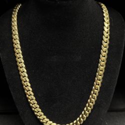 14K Gold Cuban Link Necklace 133.6grms 8mm 12.5” long no trades 3816 Steilacoom Blvd Lakewood WA
