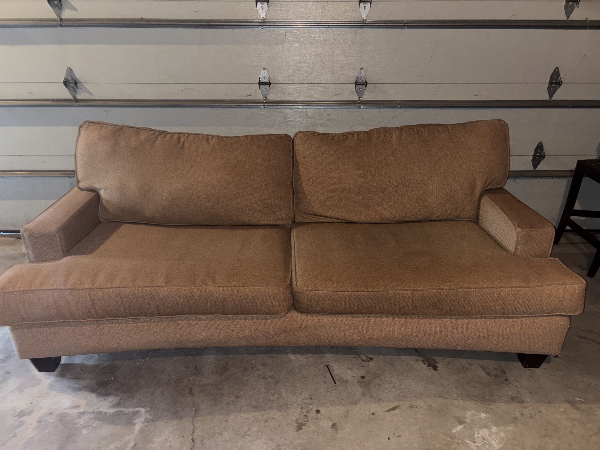 Comfy Couch 86 Long 40 Wide Like New