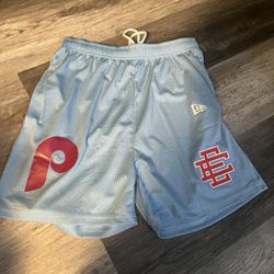EE Shorts 