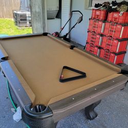 Free Pool Table 
