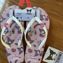 NWT Licensed Sanrio Kuromi women Flip Flops Size S 5/6