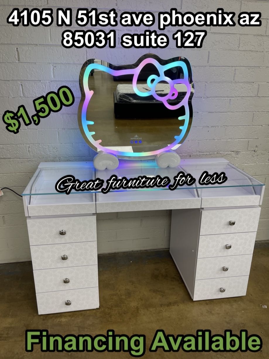 Impressions Hello Kitty Vanity With Mirror Brand New