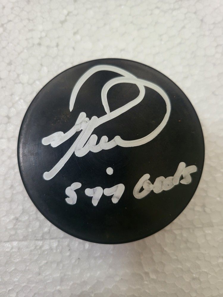 Mark Recchi signed puck
