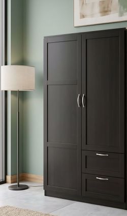 Storage Cabinet Free-Standing Closet Armoire Wardrobe Chifferobe Organizer must be picked up by October 31st

MUST BE PICKED UP BY SATURDAY, OCTOBER 3
