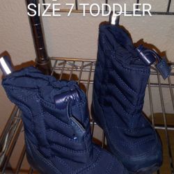 FIRM‼️TODDLER SNOWBOOTS SIZE 7