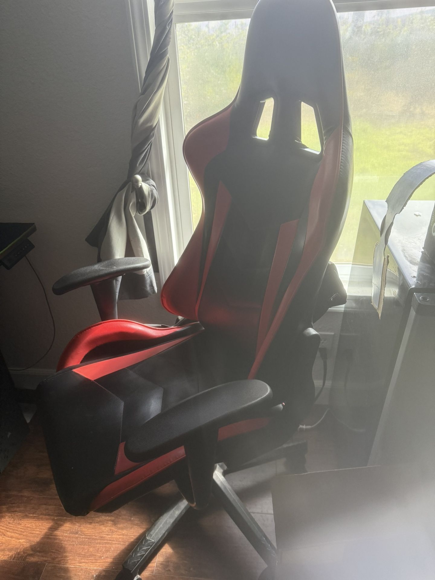 Gaming PC With Everything