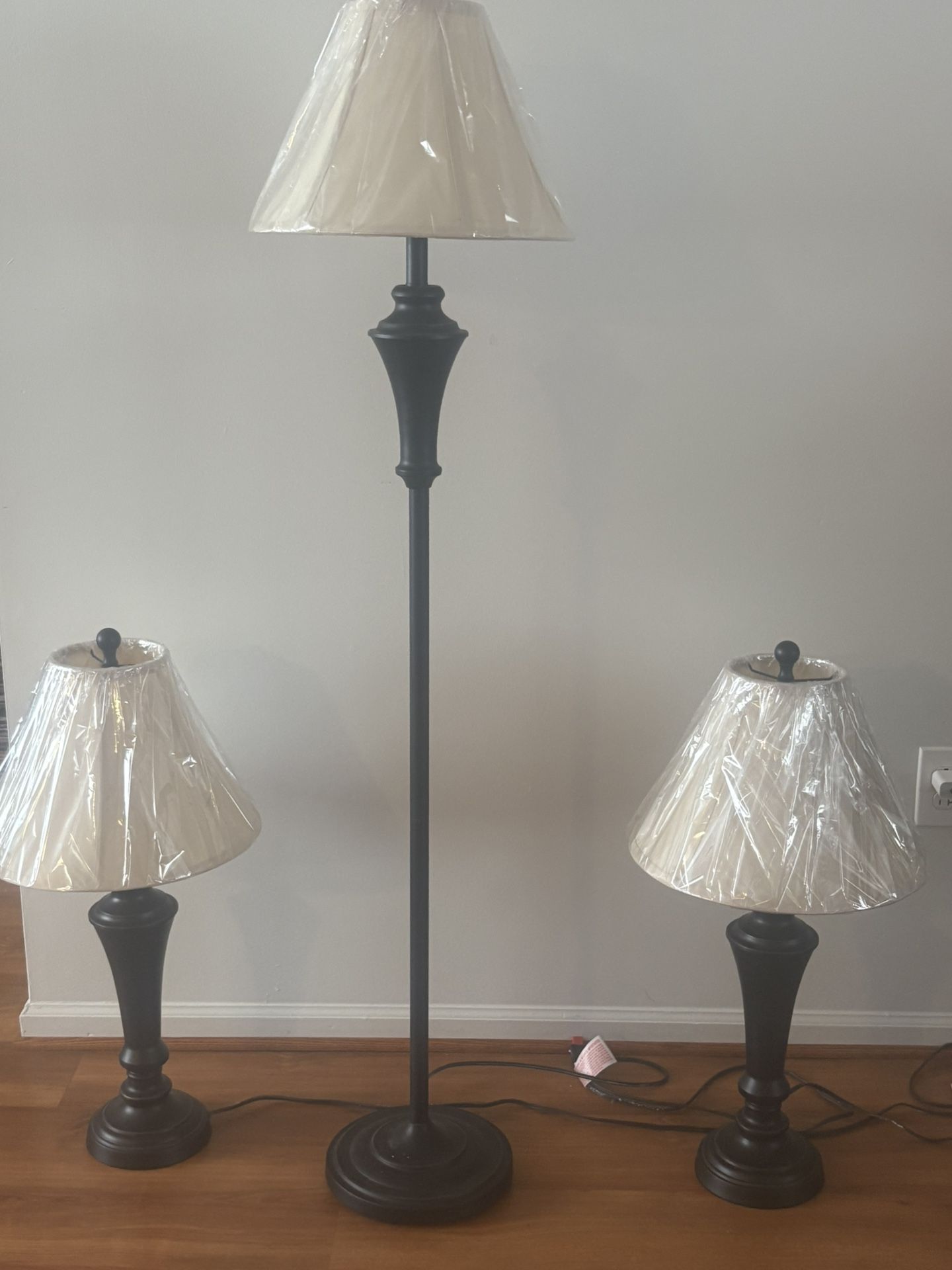 3 piece Vintage Lamp set