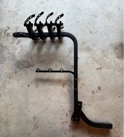 2 Hitch-mounted bicycle racks