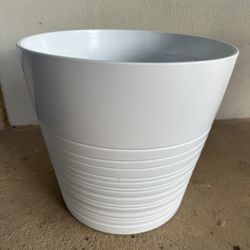 IKEA Plant Pot 14” / White Ceramic