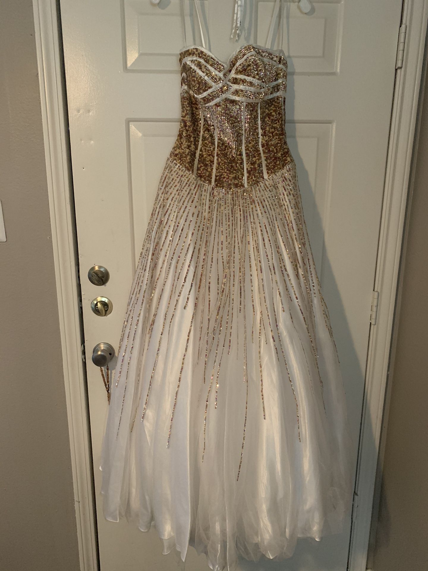 Glamour by Terani Couture Size 2 Prom Dress Style G146wu