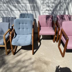 Office/school Chairs 