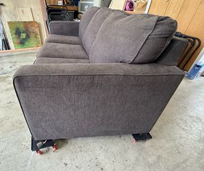 Queen Sofa sleeper W/upgraded air mattress