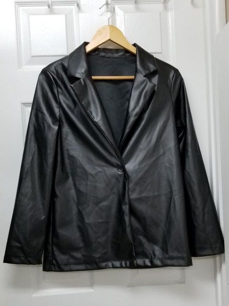 Black Pleather Jacket M