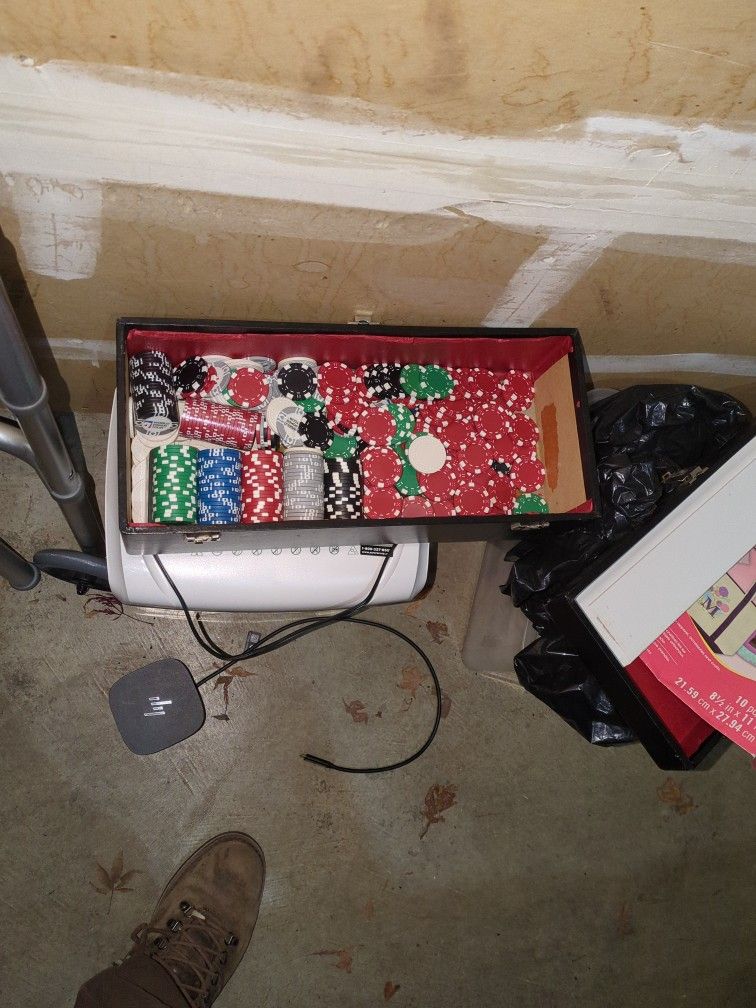 Free Clay Poker Chips 