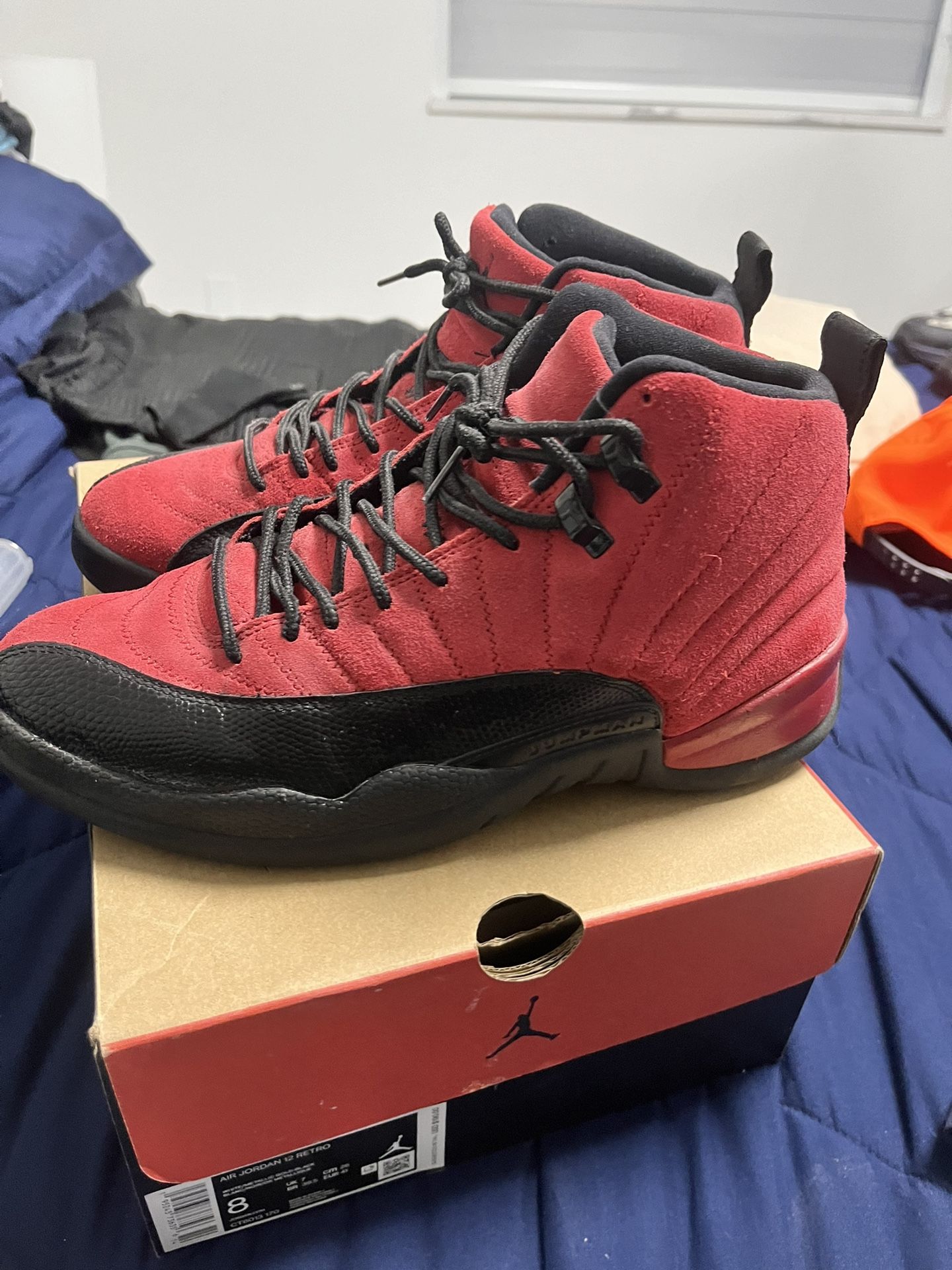 reverse flu game jordan 12