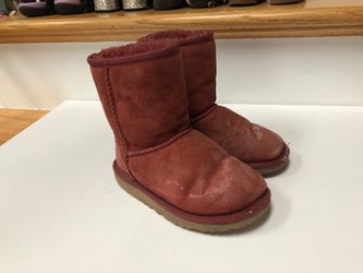 Little girls UGGs boots size 11 ugg boots