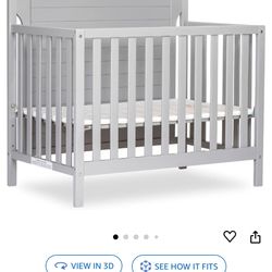 Mini Crib W Mattress, Been In Storage 