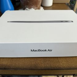 Apple MacBook Air 13.3 inch Laptop – Silver, M1 Chip, 8GB RAM, 256GB storage