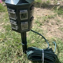 New Outdoor 6- Outlet Waterproof Power Strip W/ Stand 
