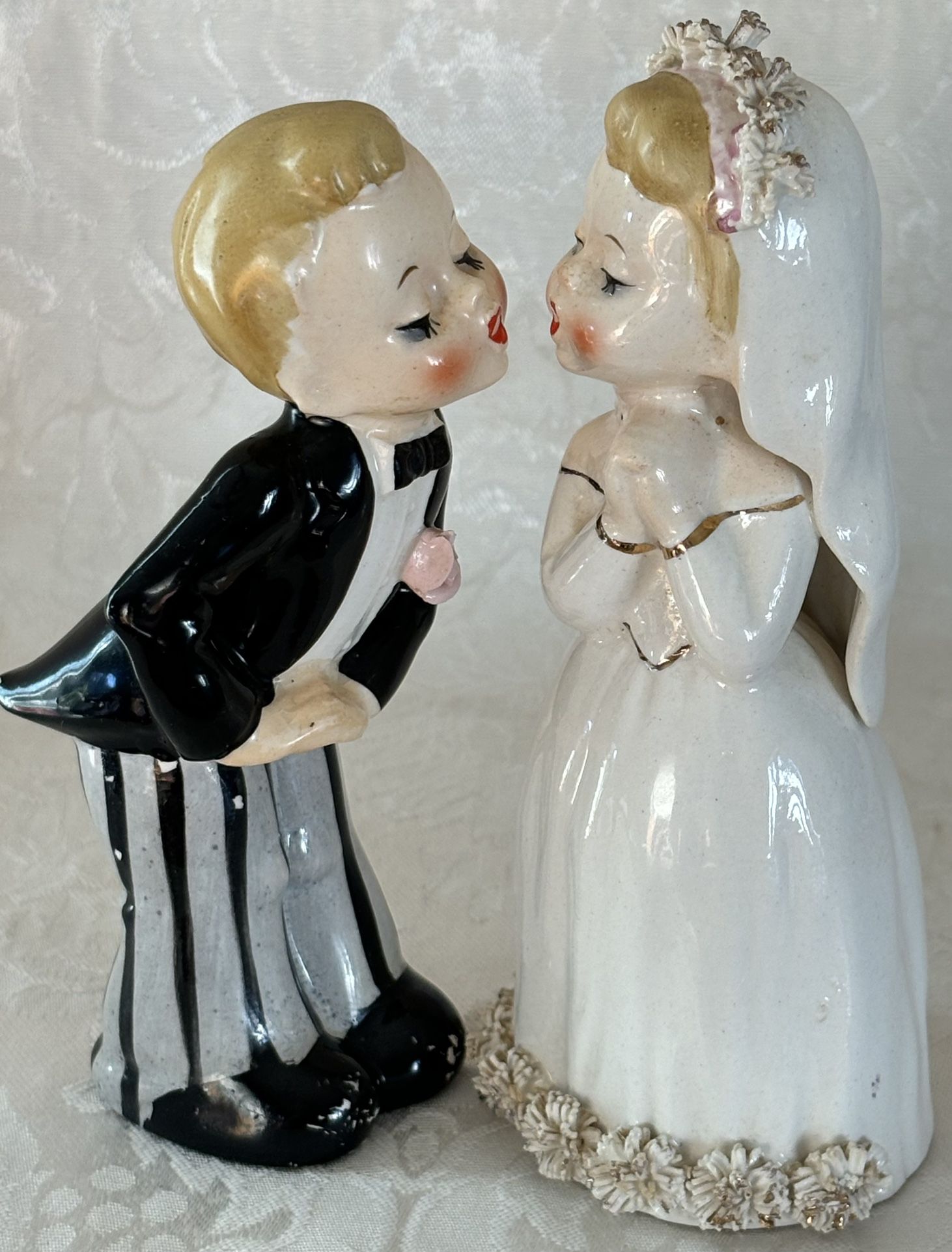 Mid-Century Napco Kissing Bride And Groom Cake Toppers🔷Details Below🔷