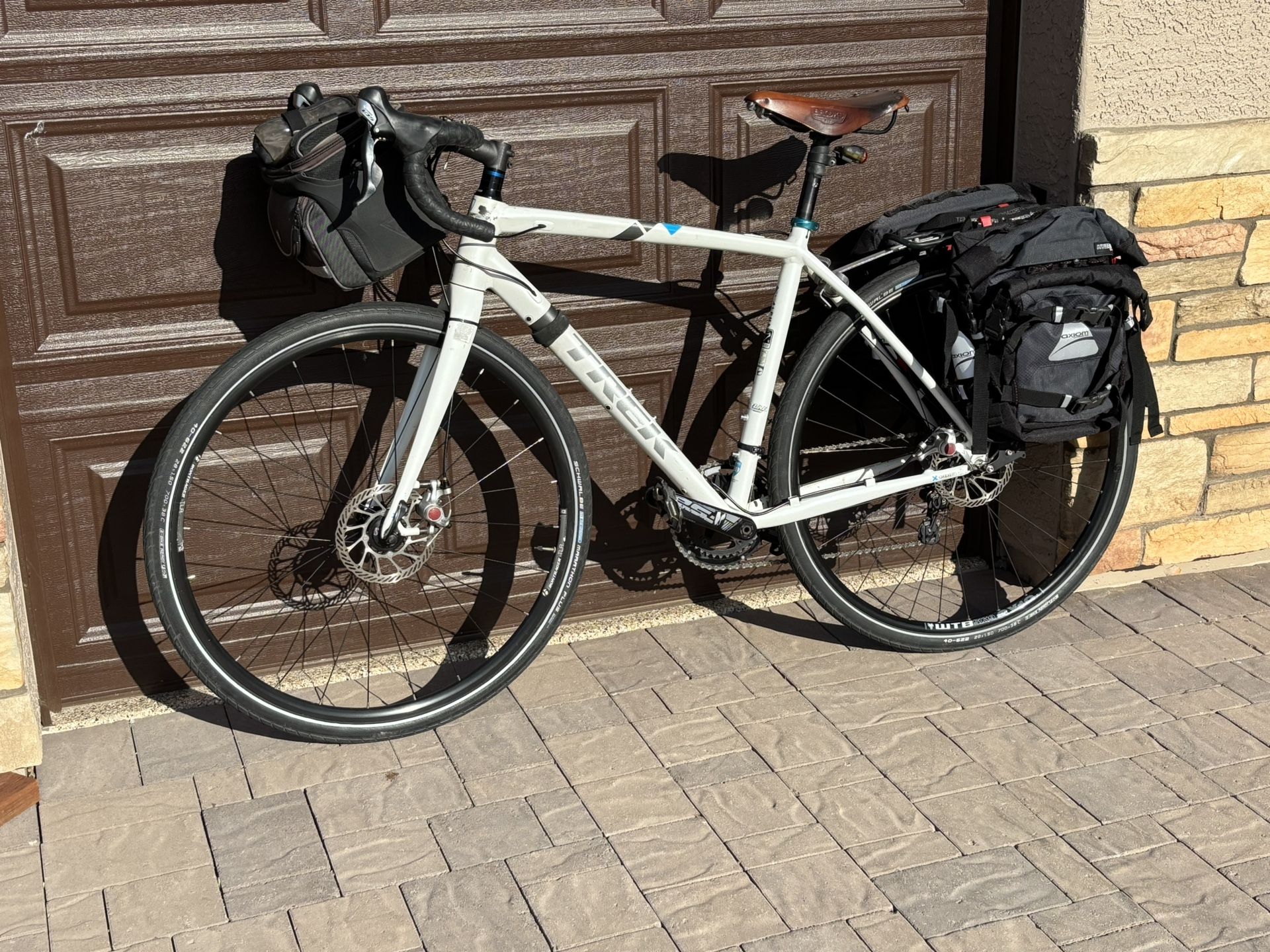 TREK ALPHA ROAD BIKE