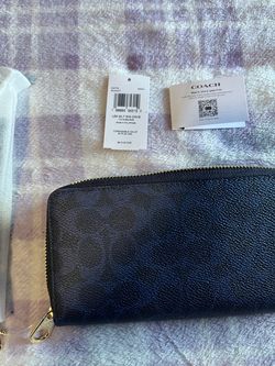 Coach Liza Signature Canvas Zip Wallet Navy