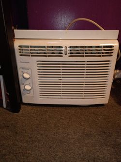Used Frigidaire Ac/Window Fan