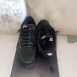 Travis Scott Air Jordan 1 Retro Low OG SP 'Black Phantom'