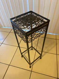 Plant stand