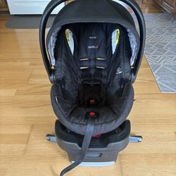 Britax B-Safe 35 Infant Car Seat And Base 